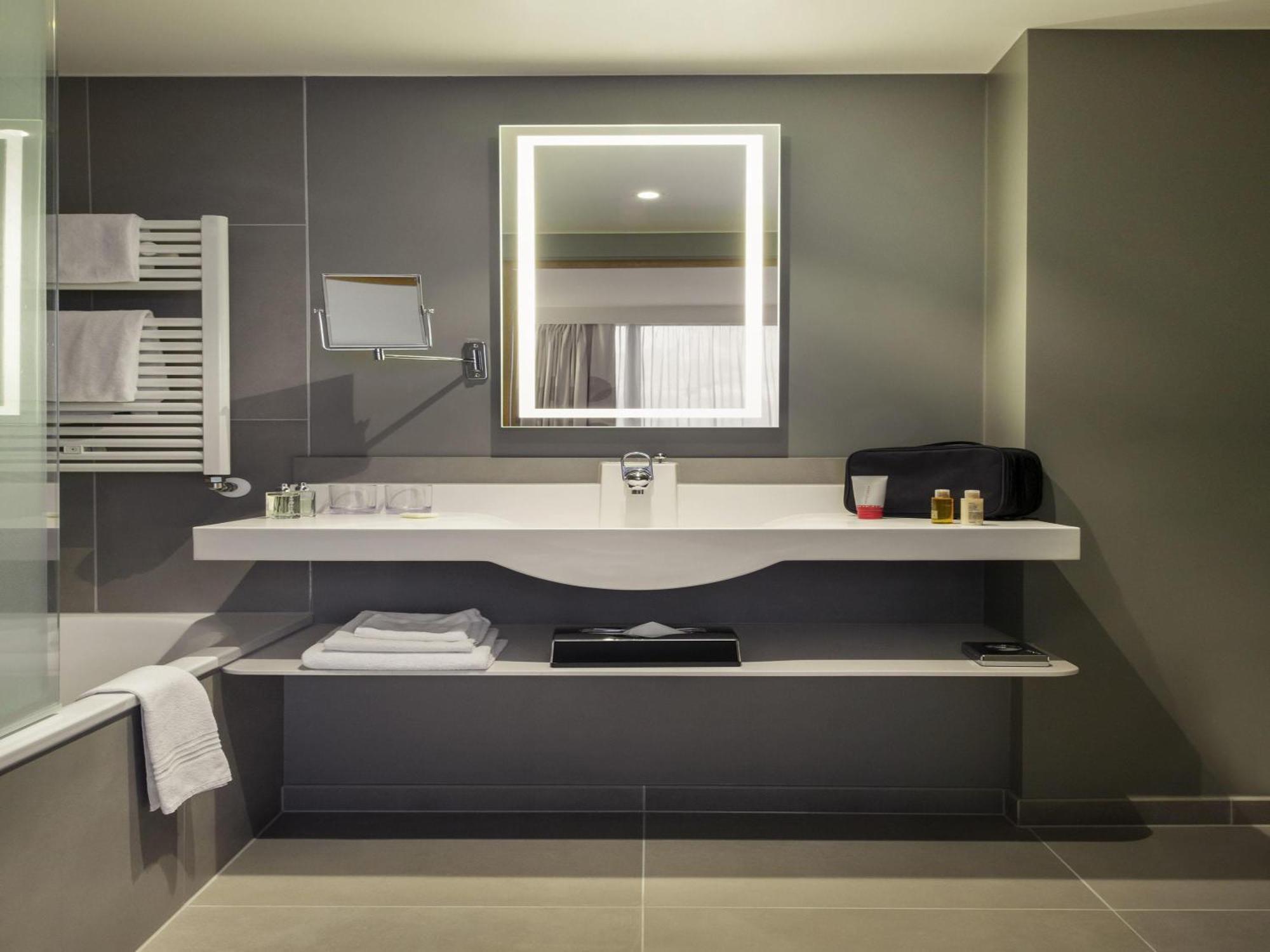 Hotel Novotel Centre 4*