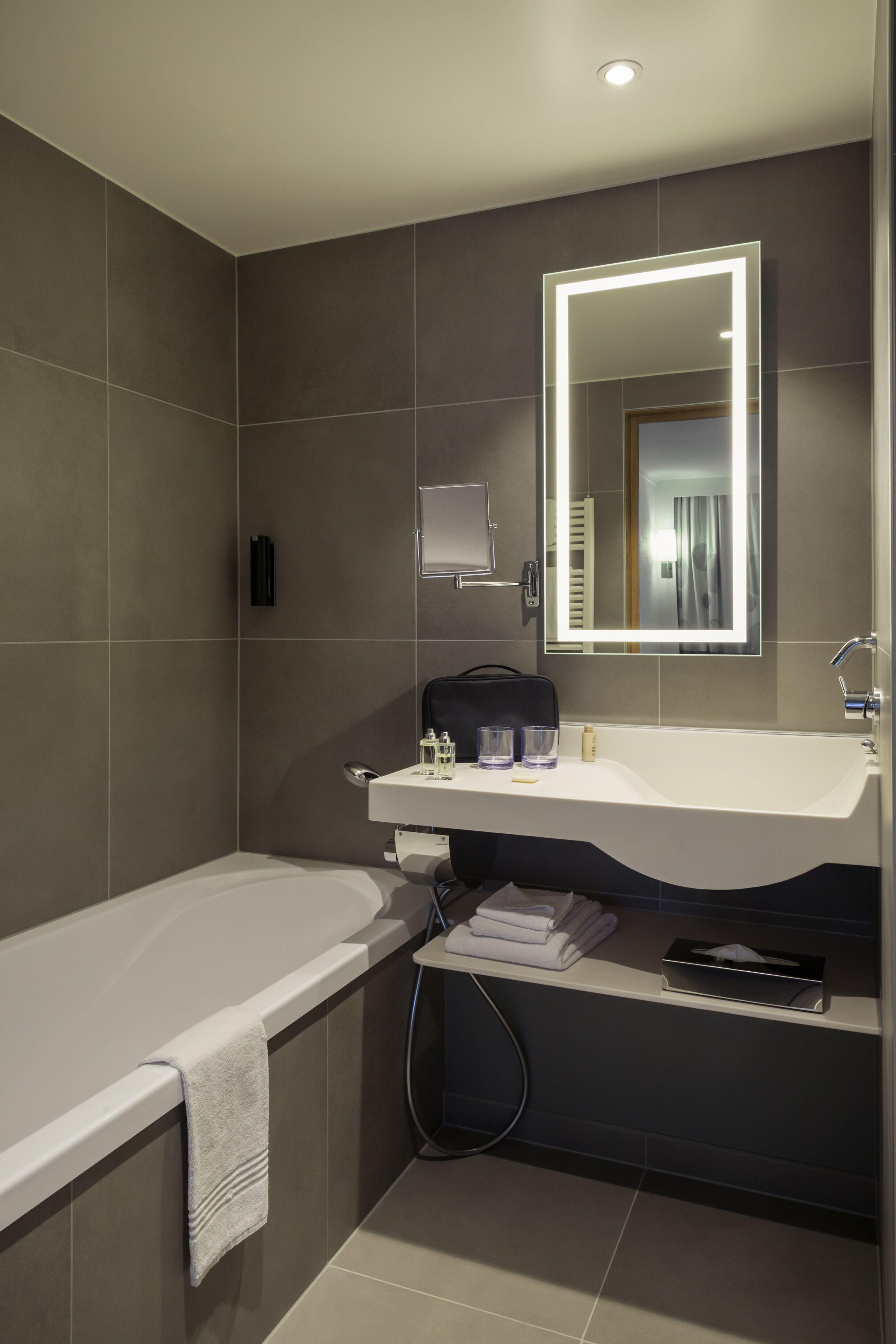 Novotel Centre Hotel