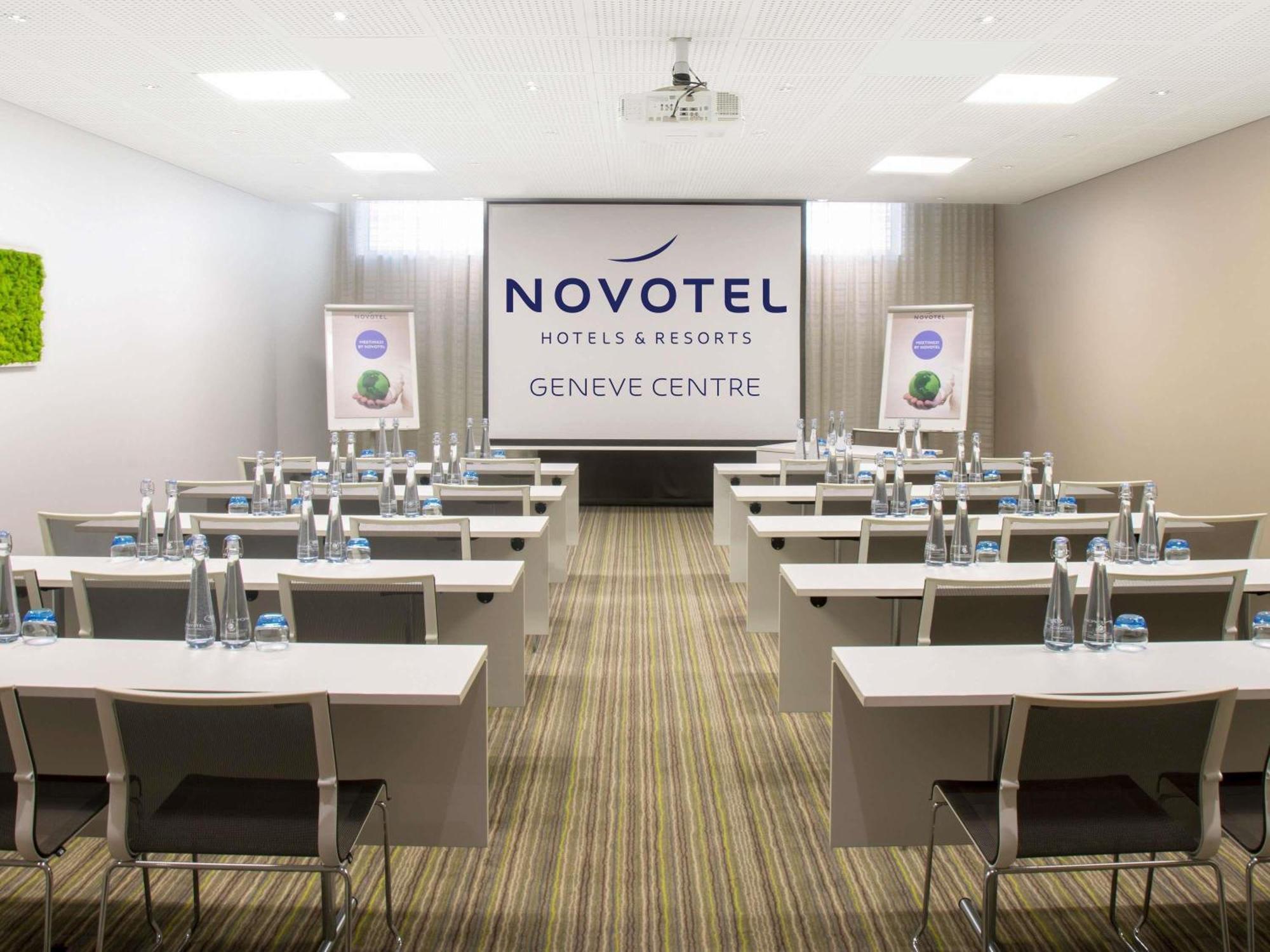 Novotel Centre Hotel 4*