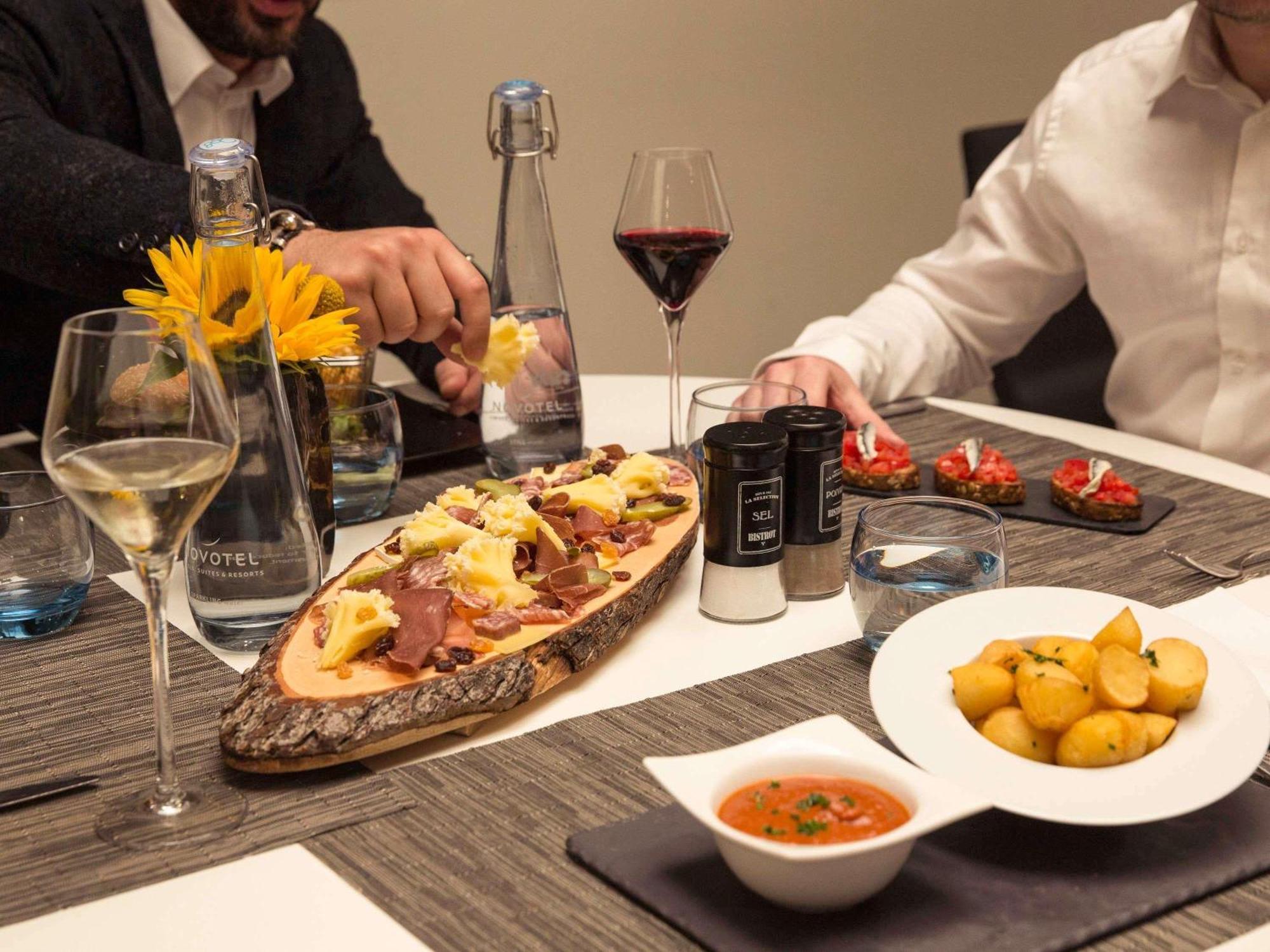 Novotel Centre Hotel