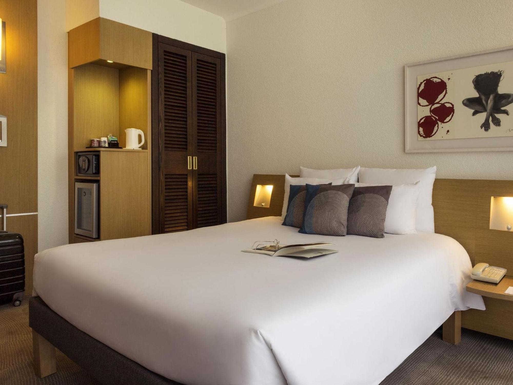 Novotel Centre Hotel