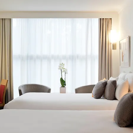 Novotel Centre Hotel