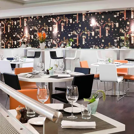 Hotel Novotel Centre 4*